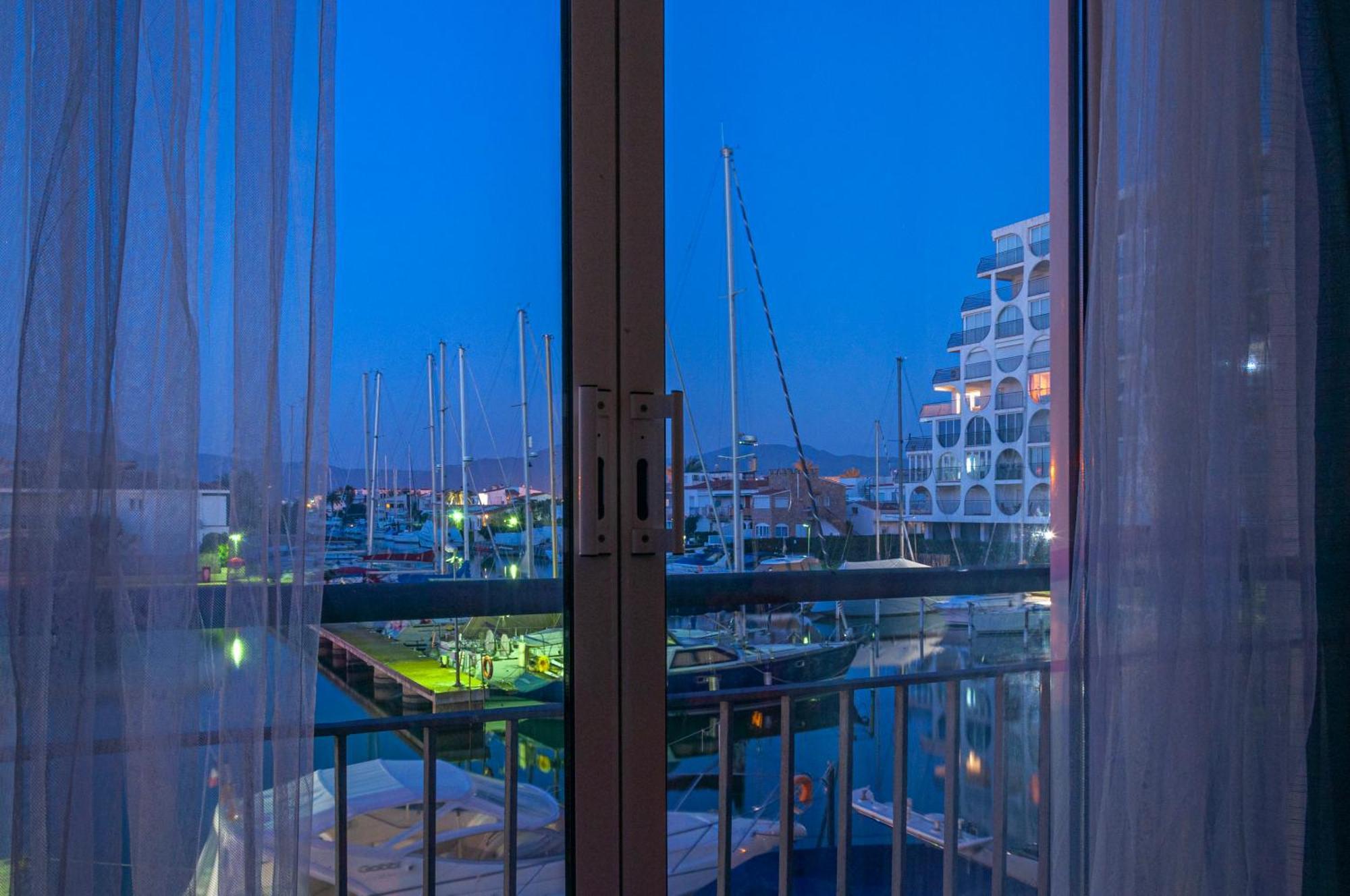 Estudio En 1ª Linea Con Vistas Al Puerto Deportivo By Insidehome Empuriabrava Zewnętrze zdjęcie